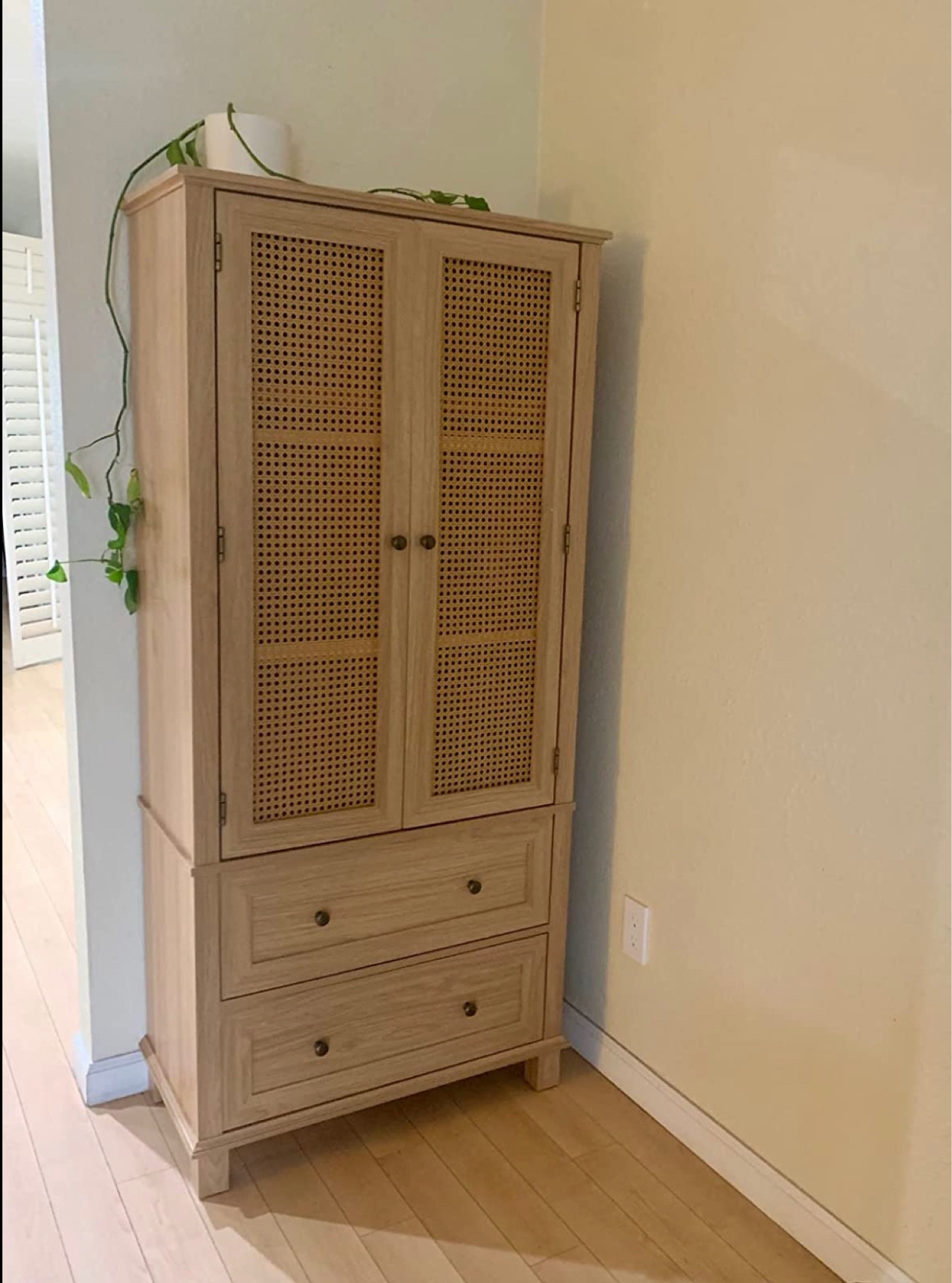 Cabinet, hutch. 

#LTKFind #LTKhome #LTKSeasonal