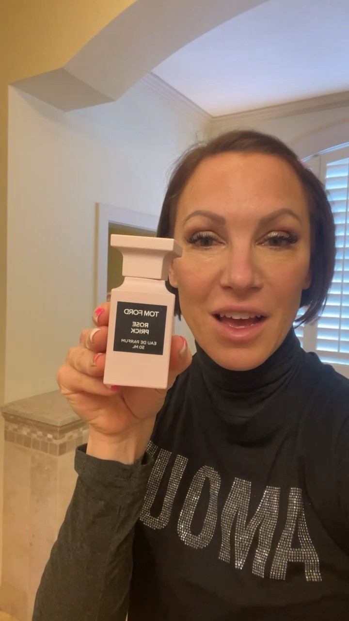 I just love this one!!! Totally getting me in the Valentine’s Day mood 

#LTKwedding #LTKGiftGuide #LTKbeauty