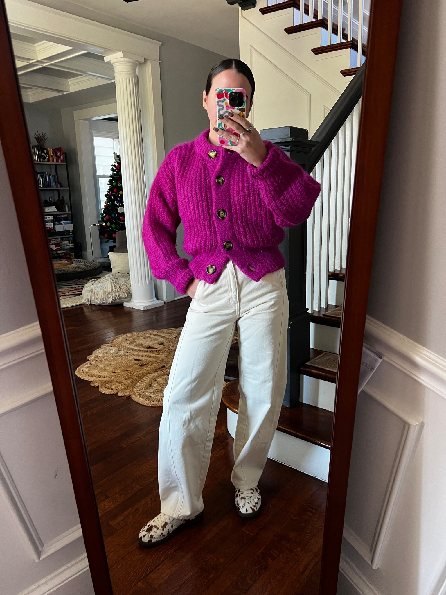 Chunky bright sweater to stay warm on a chilly December day.

Wool sweater. Purple sweater. Poshmark. Apiece apart. Ecru jeans. Sneakers. Calf hair sneakers.

#LTKFindsUnder100 #LTKootd #LTKSaleAlert