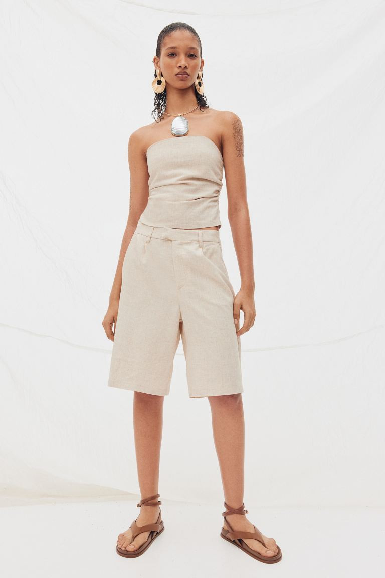Dressy Linen-blend Shorts - Regular waist - Knee-length - Light beige - Ladies | H&M US | H&M (US + CA)