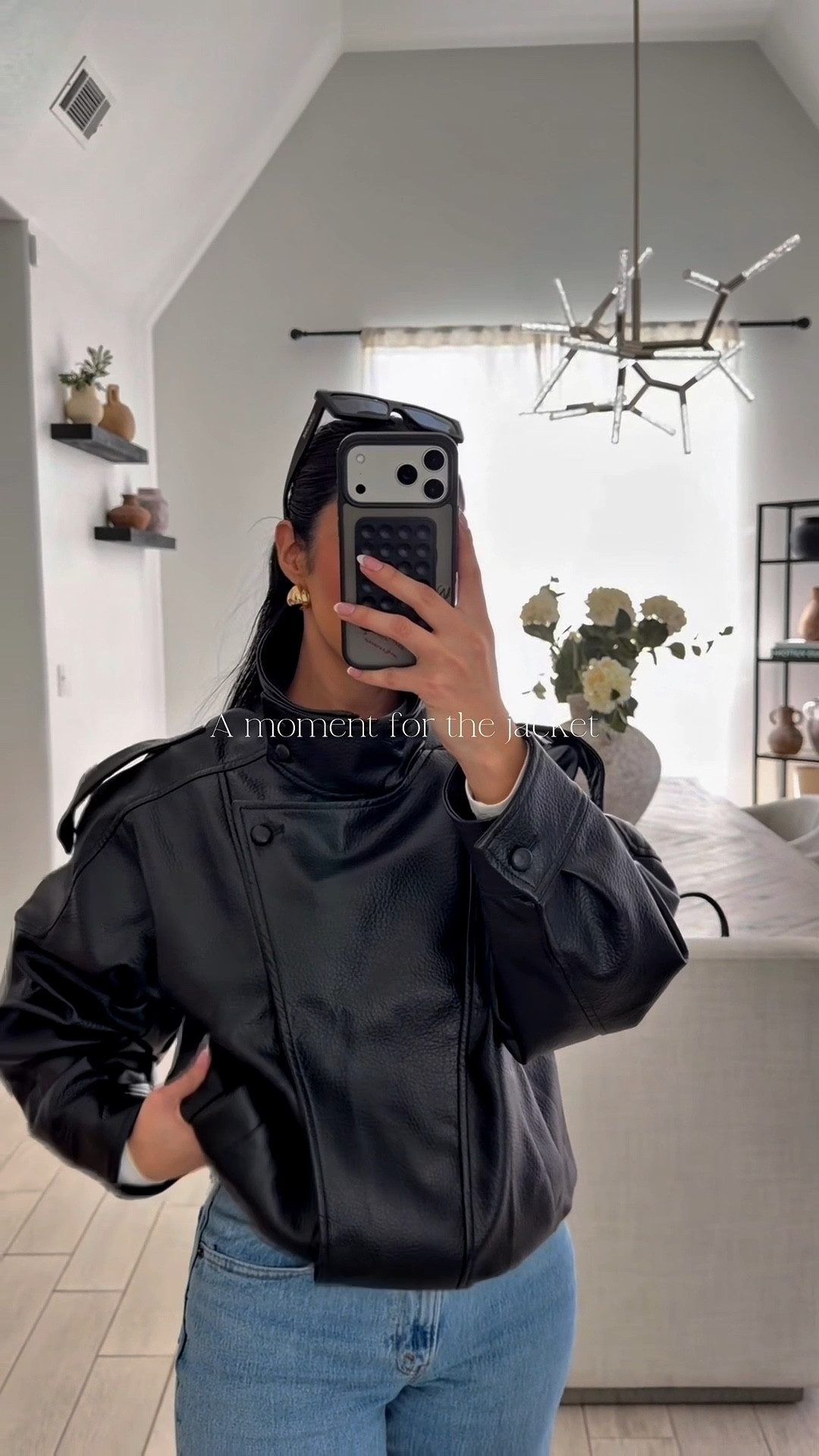 This jacket is 😮‍💨 

#LTKootd #LTKmomlife #LTKValentine