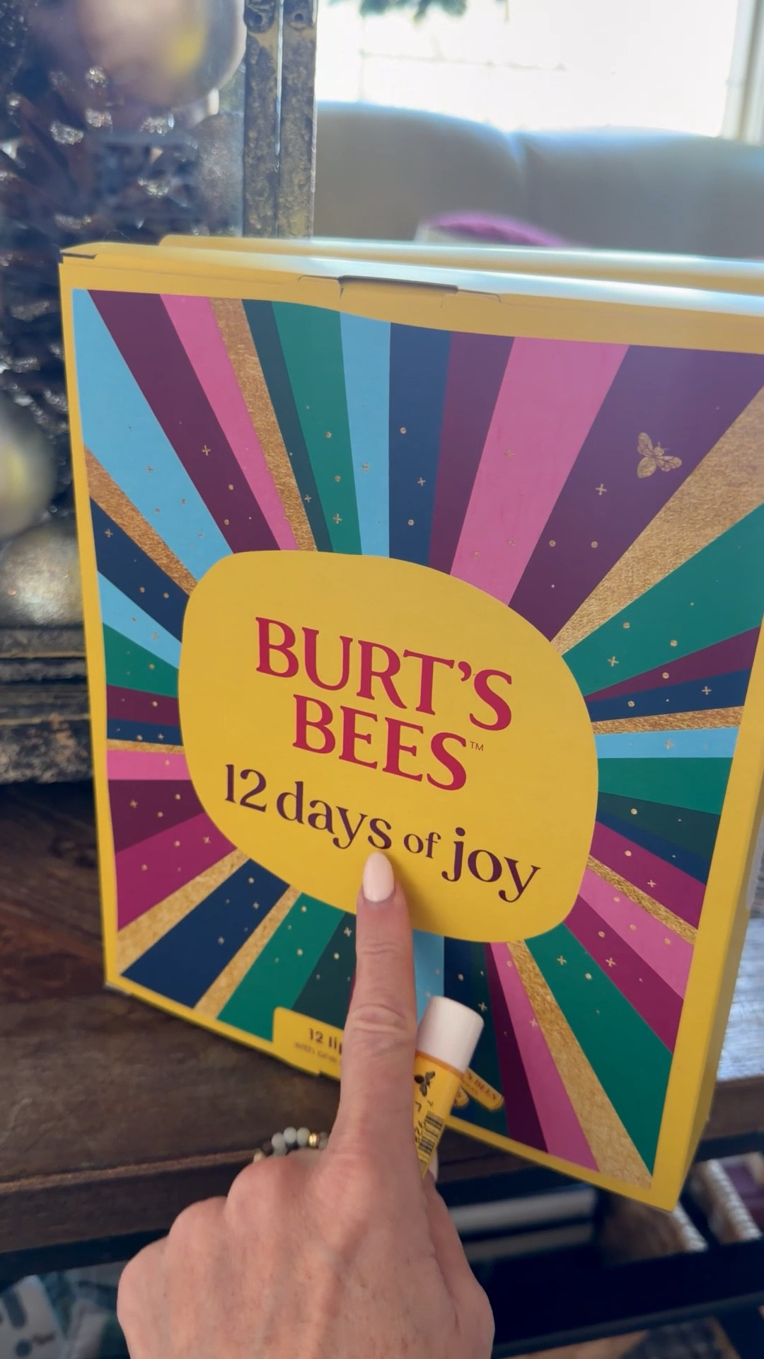12 days of joy, Burts bees, lip balm, perfect for giftgiving to give your lips extra protection over the winter harsh weather

Perfect to set out or enjoy through Christmas together as a family


#LTKgrwm #LTKselfcare #LTKGiftGuide