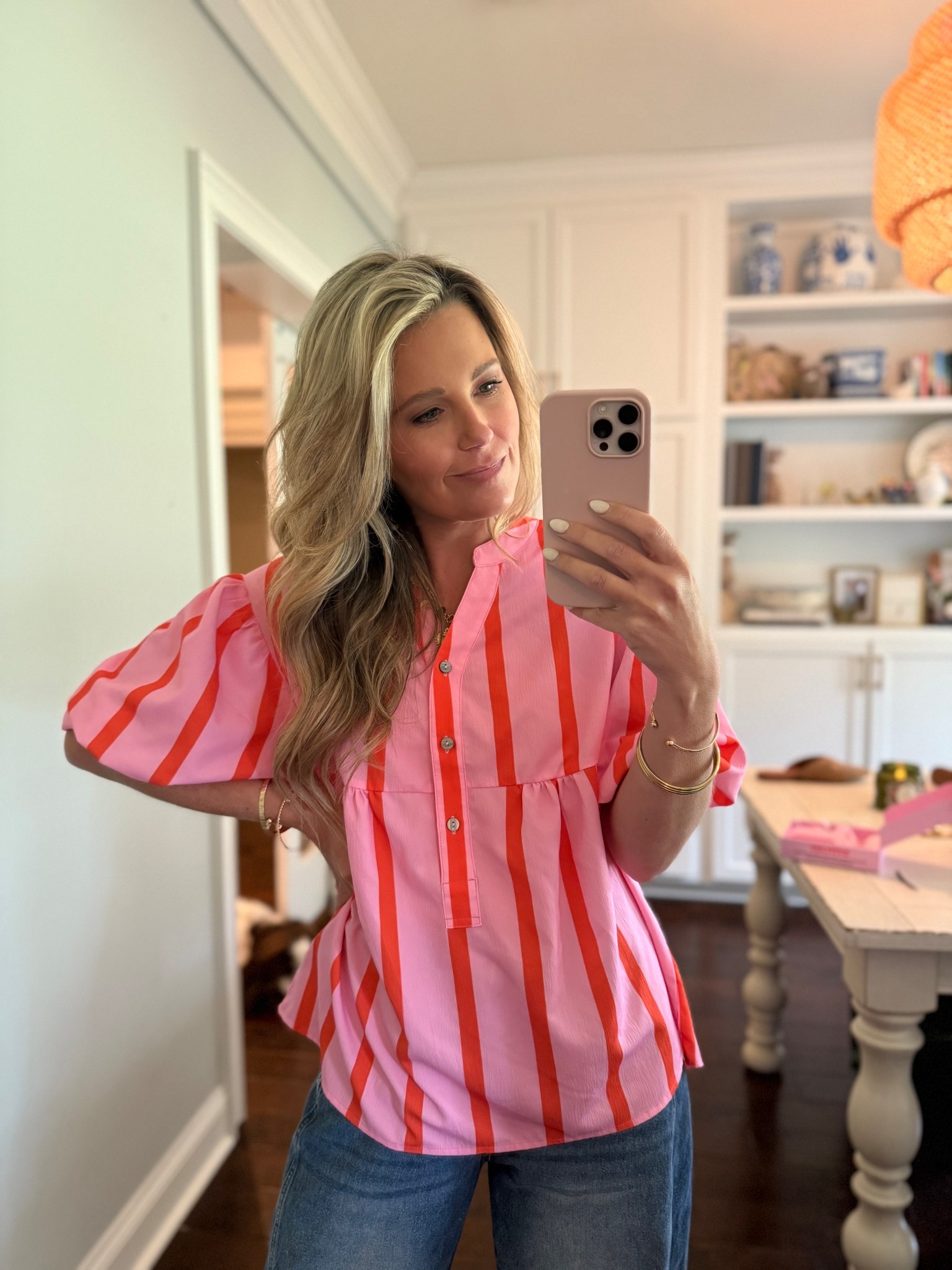 Super cute top! Easy to throw on with jeans and go! 

#LTKWorkwear #LTKStyleTip #LTKFamily