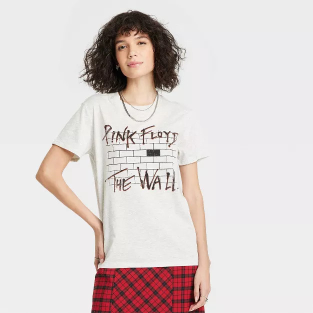 Women's Pink Floyd The Wall Short Sleeve Graphic Boyfriend T-Shirt - Heather Gray | Target