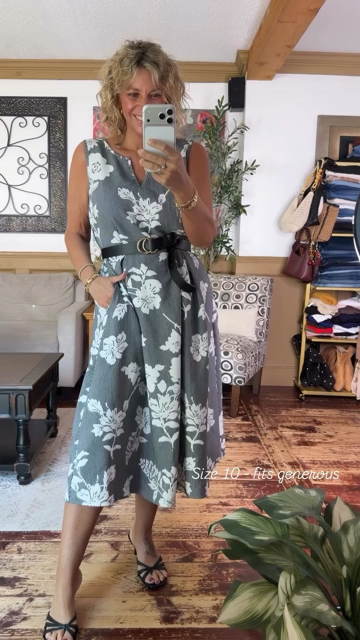 Size 10 - fits generous
Perfect dress option for your 9 to 5.

#LTKOver40 #LTKMidsize #LTKWorkwear