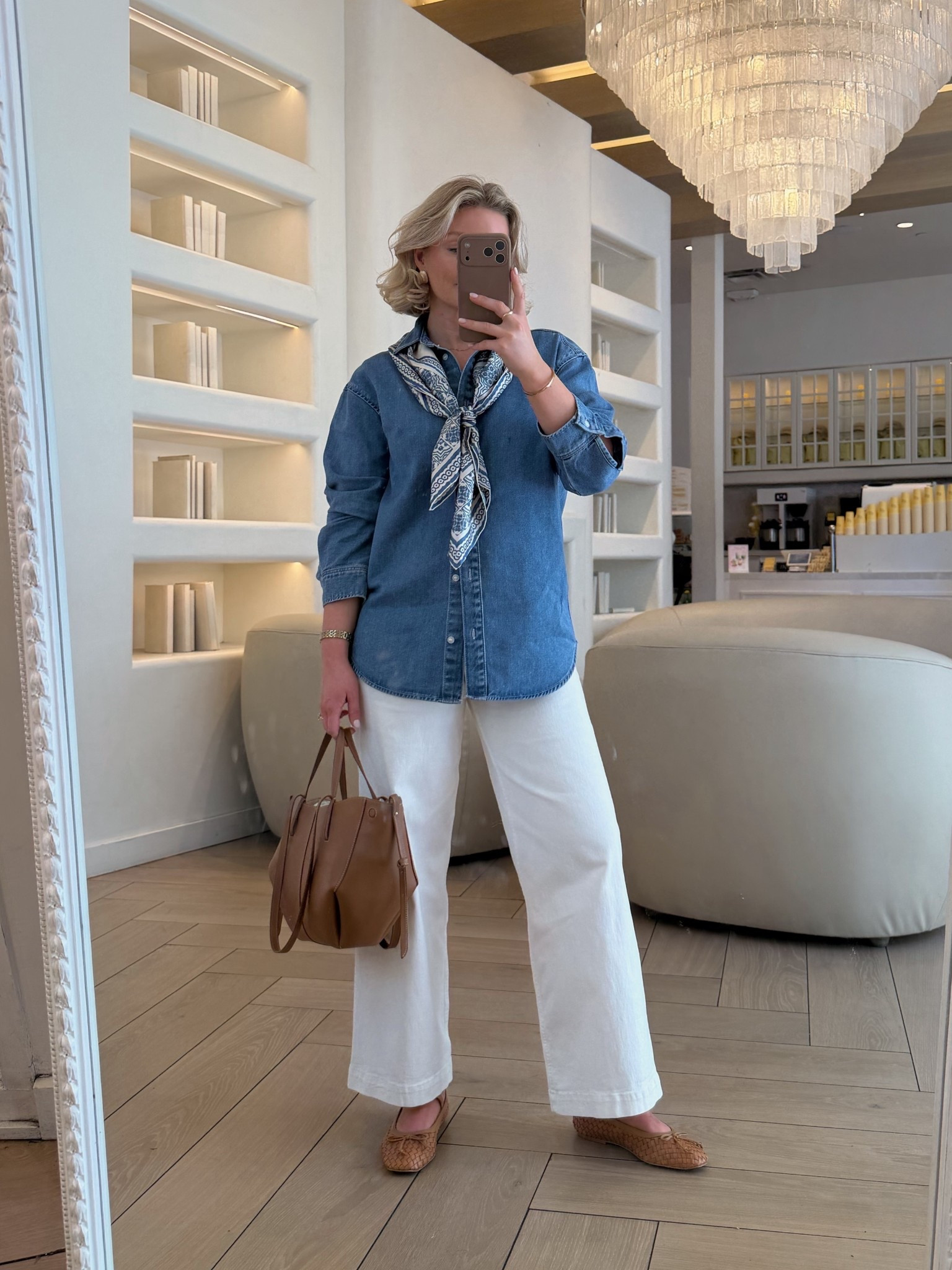 Spring denim look ✨ 
Wearing size xs in oversized denim shirt 
Size 12 in white jeans 