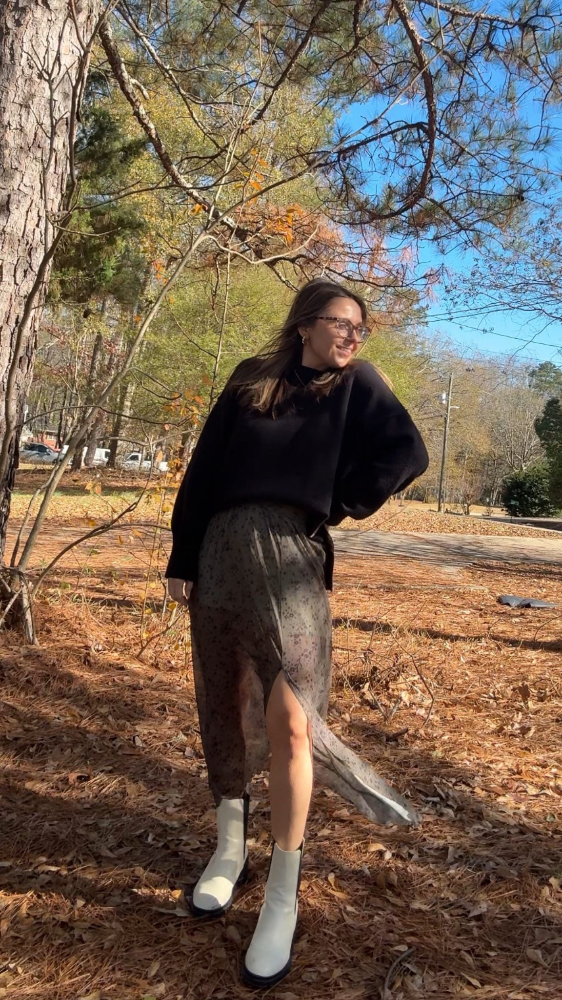 skirt is unavailable but linked a couple similar 

#LTKmomlife #LTKHoliday #LTKPetite