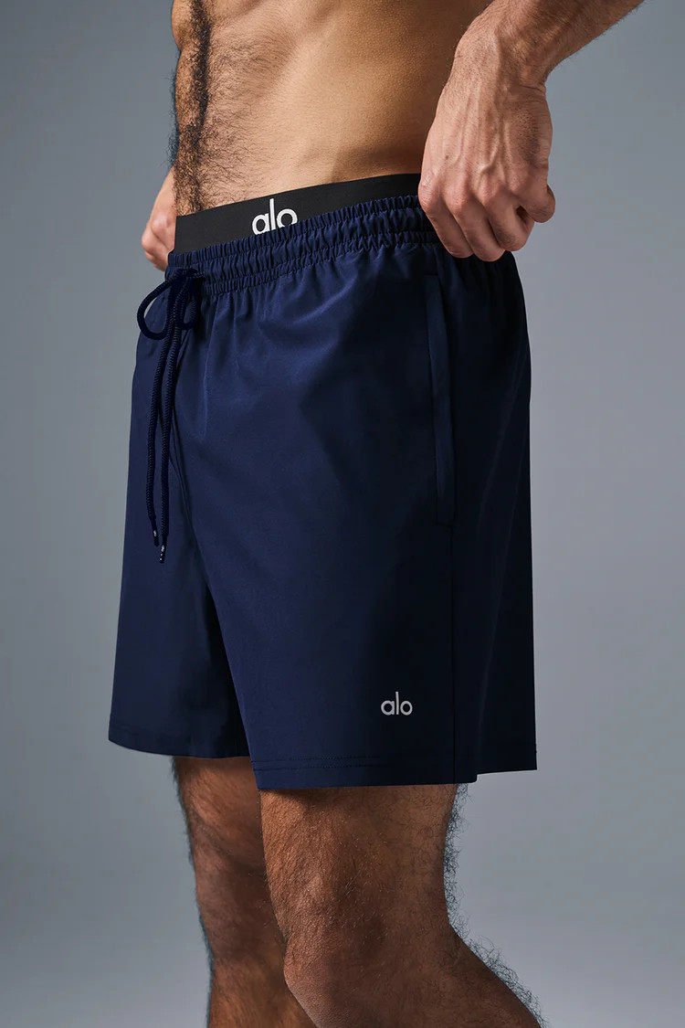 7 | Alo Yoga (US)