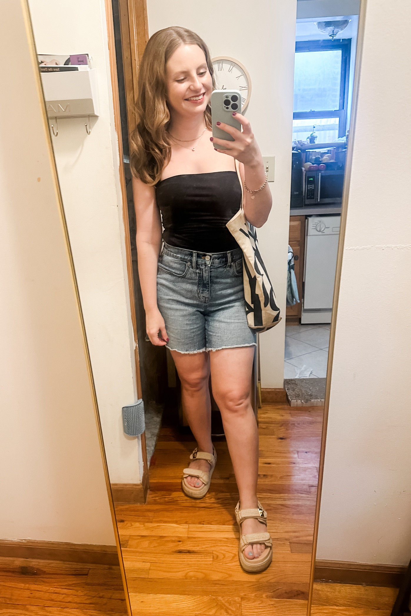 Ava top from Abercrombie and high-waisted denim shorts. Wearing an S in the top. 

Casual outfit, casual look, denim shorts 

#LTKxAF #LTKFindsUnder50 #LTKSaleAlert