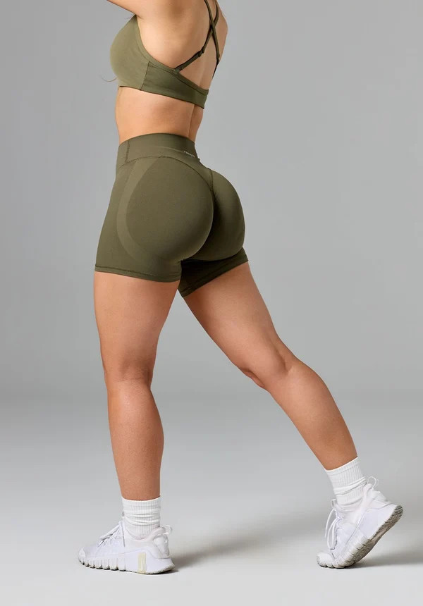 FormLux™ LiftTech™ Mid-Rise Short Walnut | Paragon Fitwear