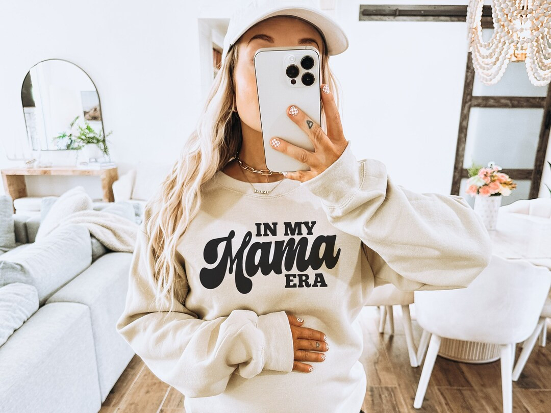 In My Mama Era Sweater Mom Era Sweatshirt Eras Sweater Retro Mom Crewneck Funny Mama Sweatshirt -... | Etsy (US)
