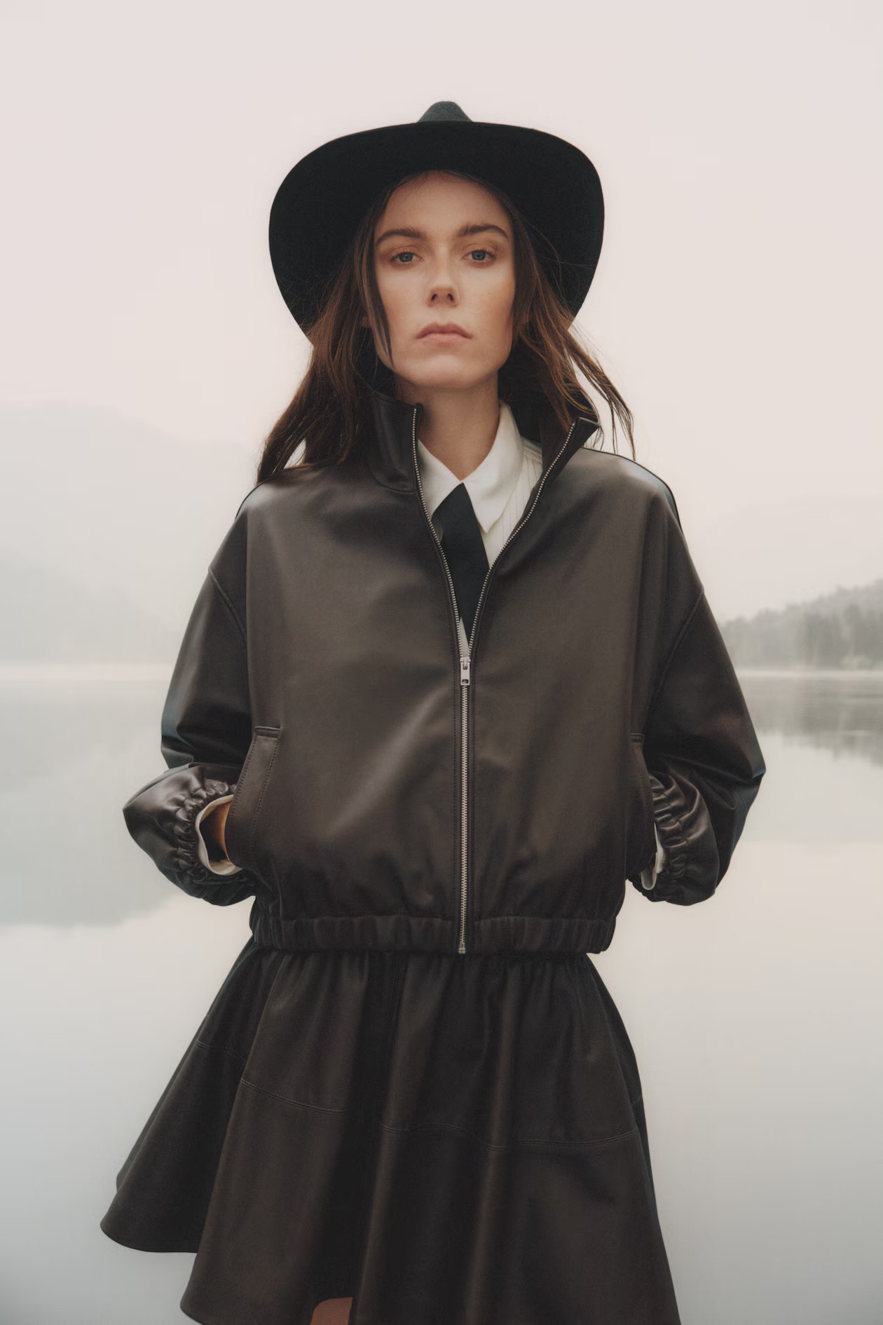 Oversized leather jacket | H&M (UK, MY, IN, SG, PH, TW, HK)