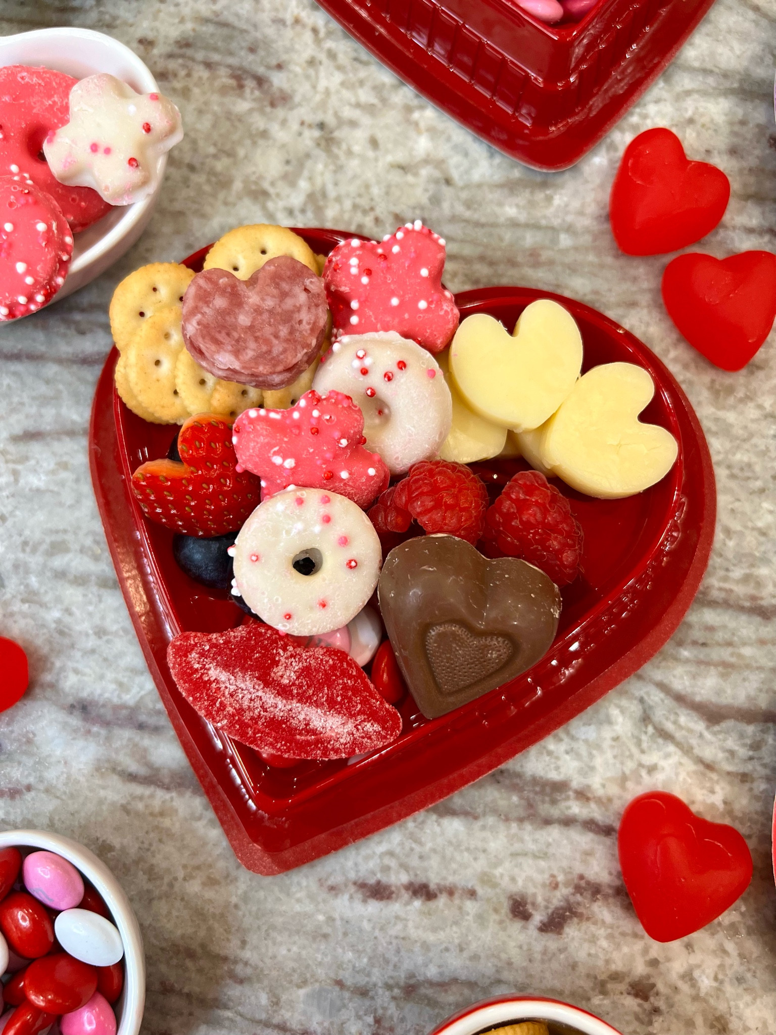 Make a Kid’s Snack Board from these $2 heart boxes from Target! Filled with your kids’ favorite snacks and Valentine’s Day-themed candies, it’s a fun after-school or weekend surprise! ❤️

#LTKParties #LTKSeasonal #LTKFamily