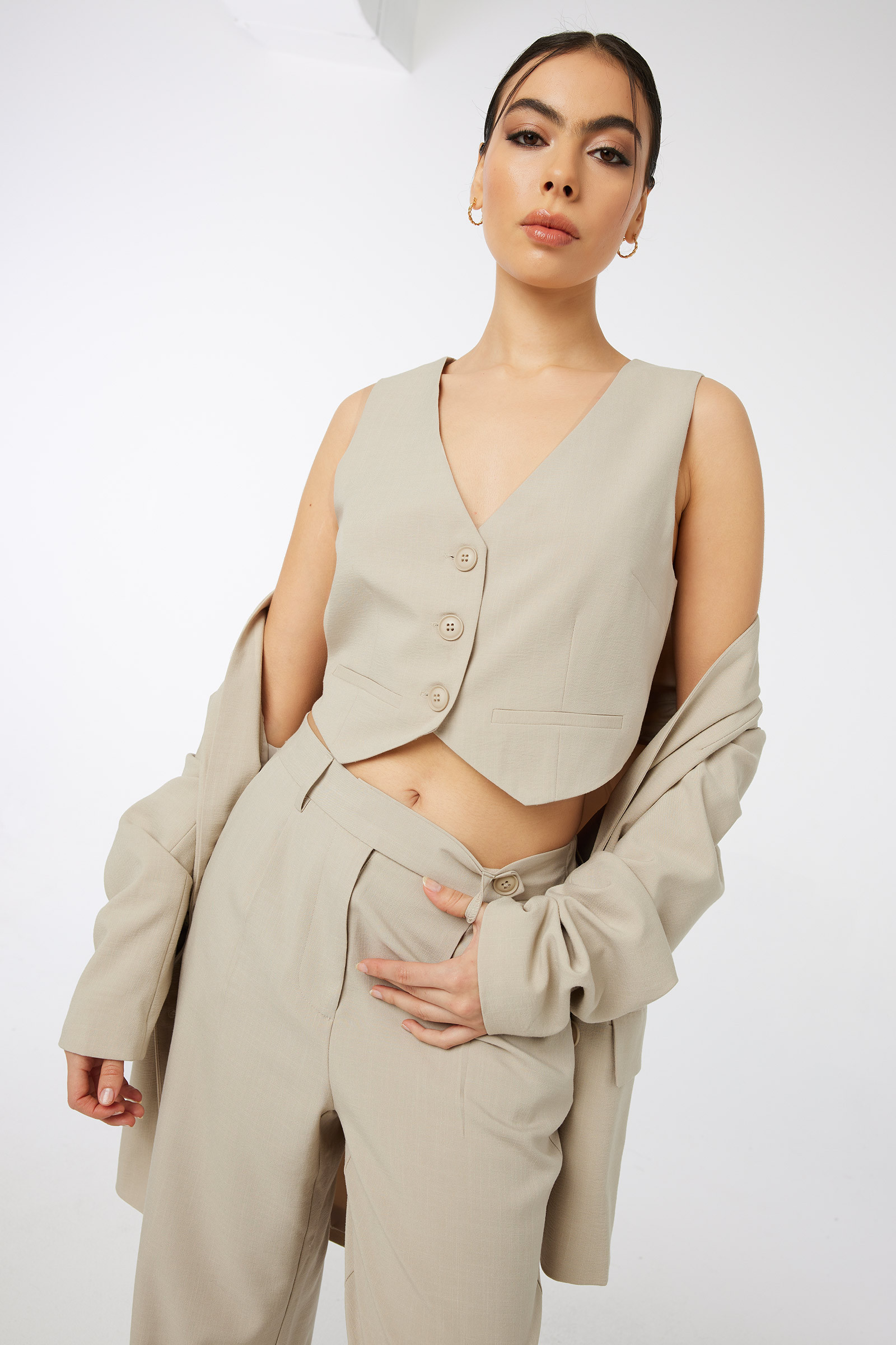 Cropped Tailored Vest | Ardene