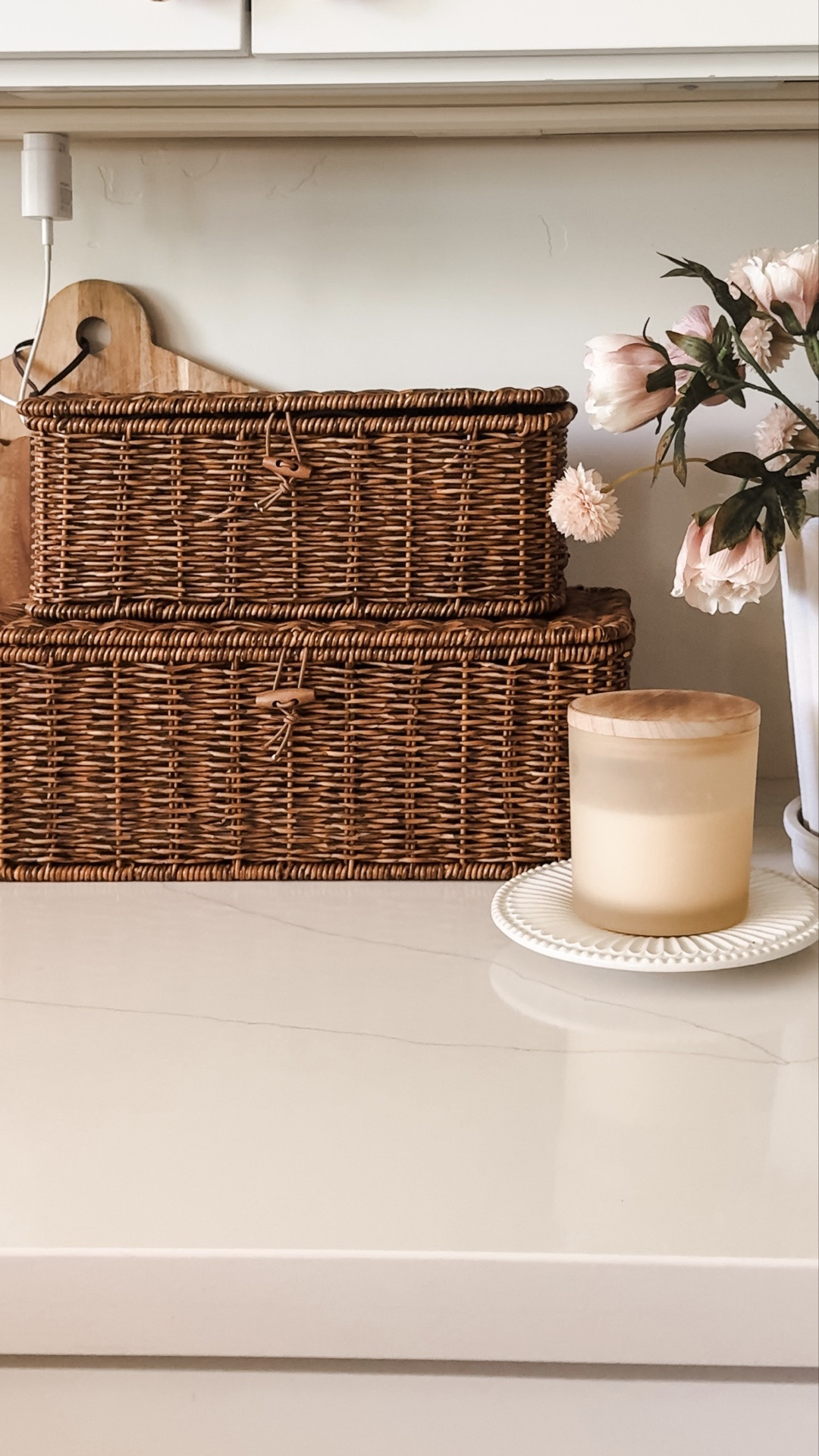 Loving these wicker storage boxes for my kitchen! Perfect for keeping things like a charging station neat and tidy. 🌿🌸

#LTKmomlife #LTKHome #LTKSeasonal