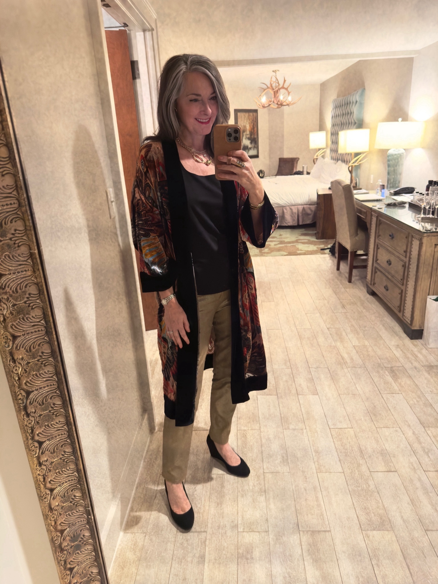Velvet kimono had been a go or it’s from Chico’s for several years now! Metallic pants are on Trent for the season. Mine are a couple of years old from Chico’s. #lovechicos #metallicjeans 

#LTKHoliday #LTKover40 #LTKstyletip