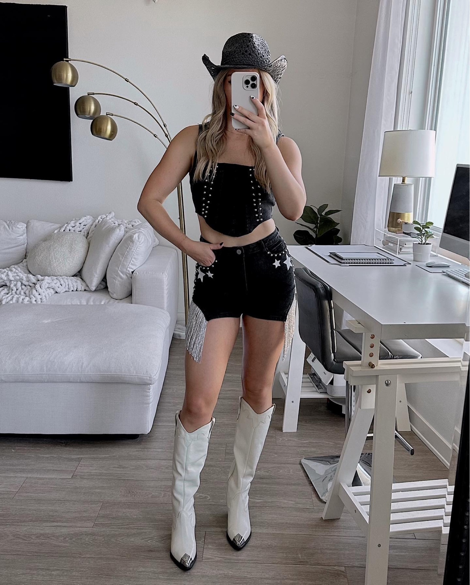 Outfit is shop trendy and tipsy 🤍