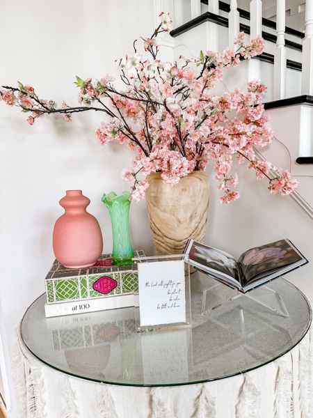 Spring entry table! 🌸

The acrylic sign is by evabelle.net.

Several other items are old, so I linked similar.

#LTKSeasonal #LTKhome
