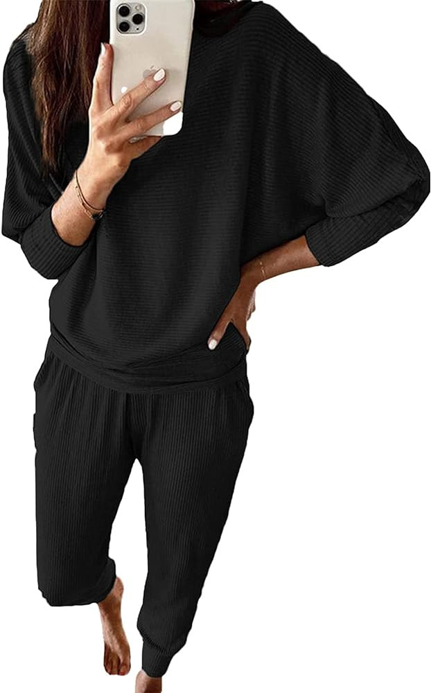 PRETTYGARDEN Women's Fashion Outfits 2 Piece Sweatsuit Solid Color Long Sleeve Pullover Long Pant... | Amazon (US)