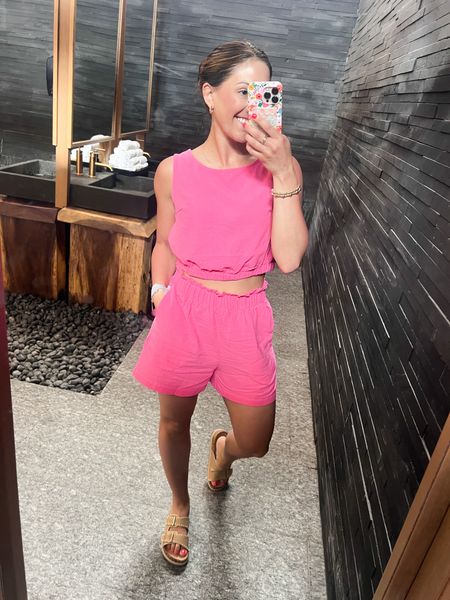 Best two piece set from Amazon! Comes in a ton of colors- wearing size small!


Summer looks
Summer style
Travel outfit
Vacation looks
Vacation style


#LTKTravel #LTKFindsUnder50 #LTKStyleTip