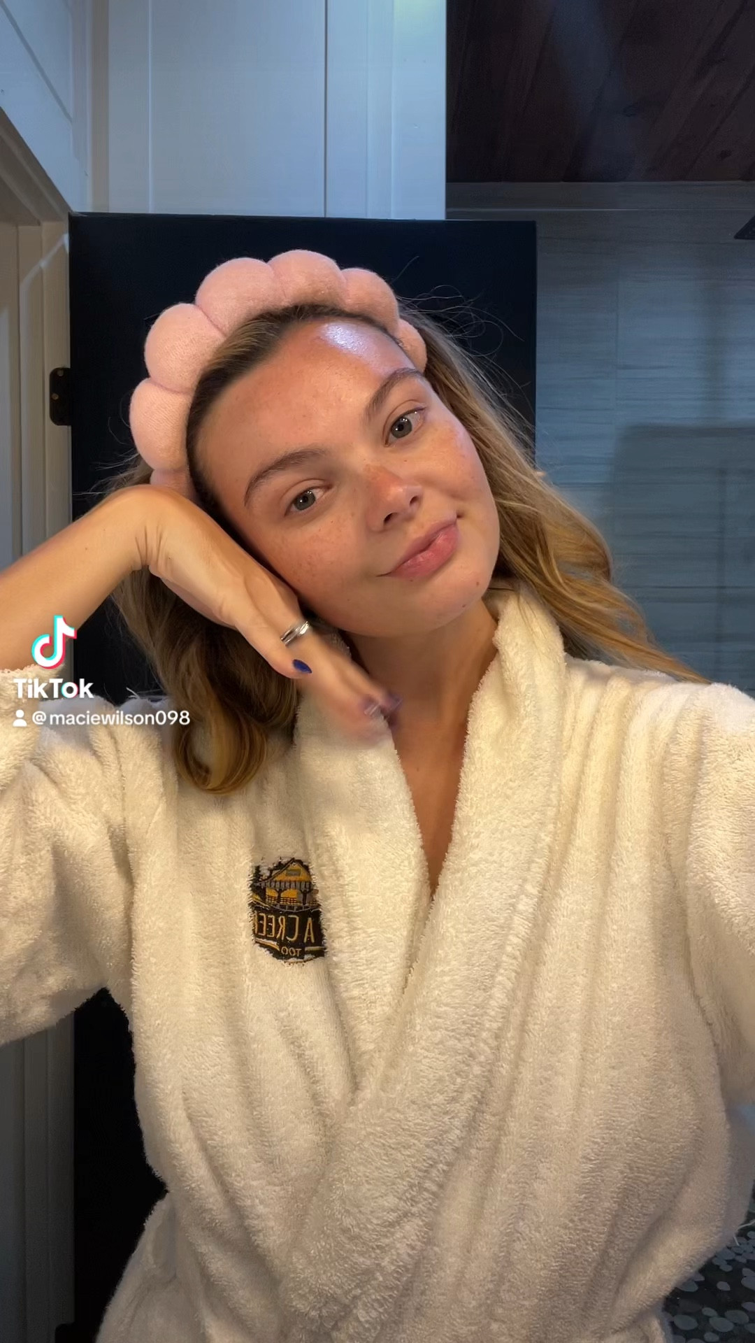 SUMMER MAKEUP ROUTINE 💋🌞

#LTKSeasonal #LTKSaleAlert #LTKSummerSales