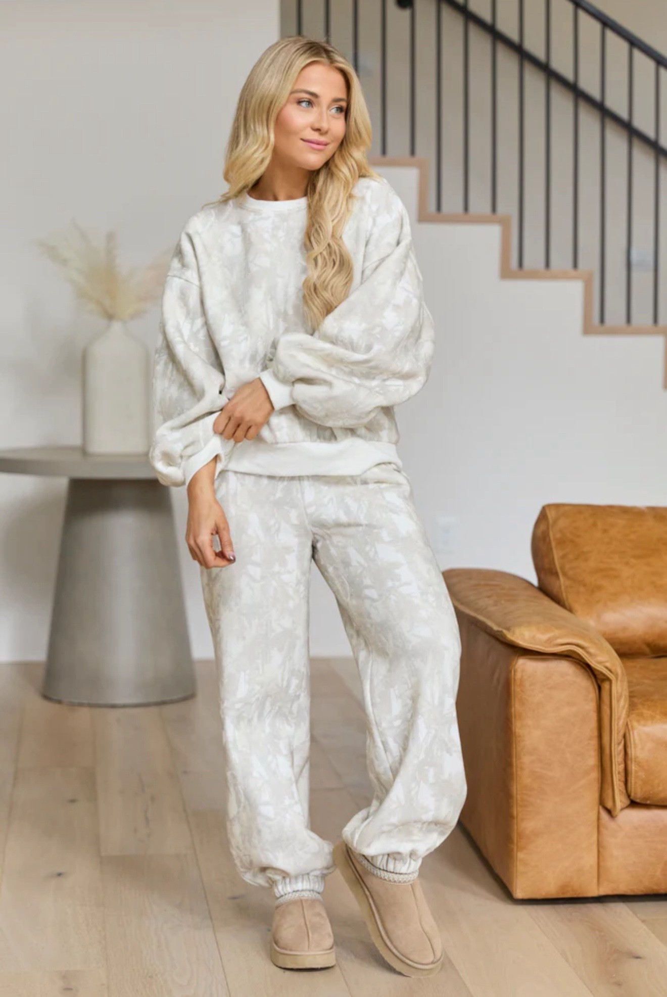 The coziest light camo set! Fleece lined and has stretch. Perfect for travel. There are usually sales going on, you can also use my code “Mandrell20” for 20% off

#LTKStyleTip #LTKSaleAlert #LTKFindsUnder100