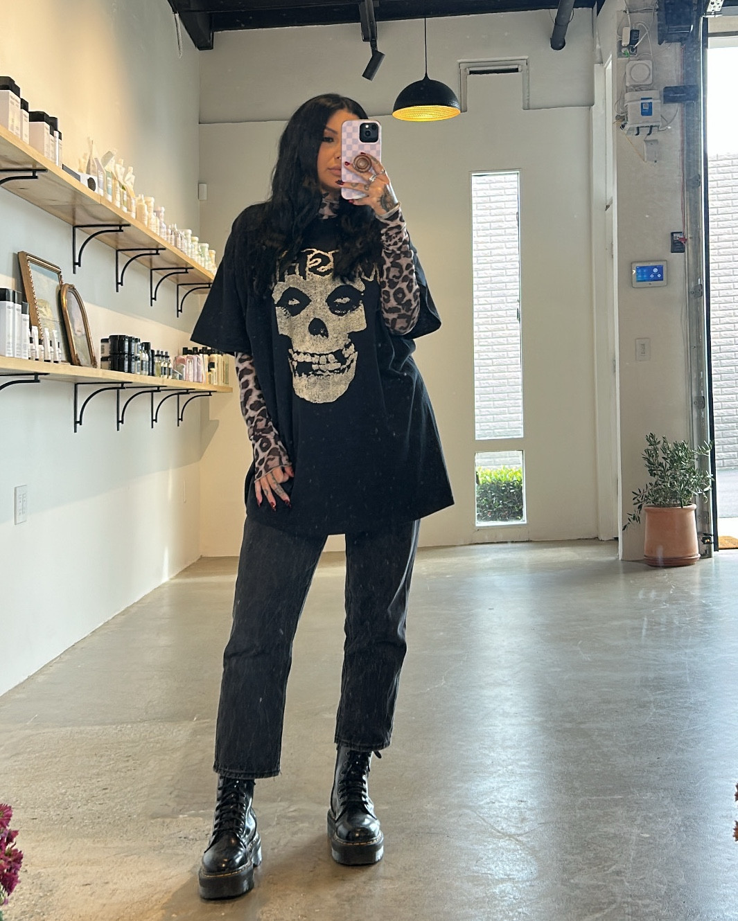 Cute edgy casual outfit! 

#LTKBeauty #LTKootd #LTKgrwm