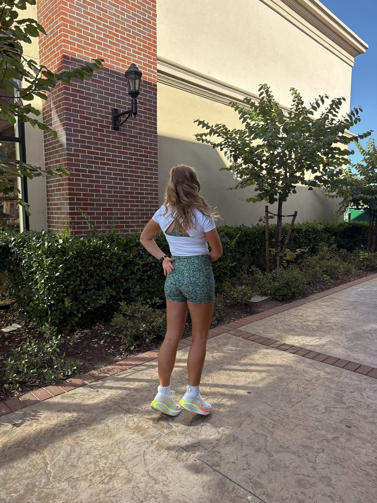 Medium in everything!

#LTKSaleAlert #LTKfitnessgoals #LTKActive