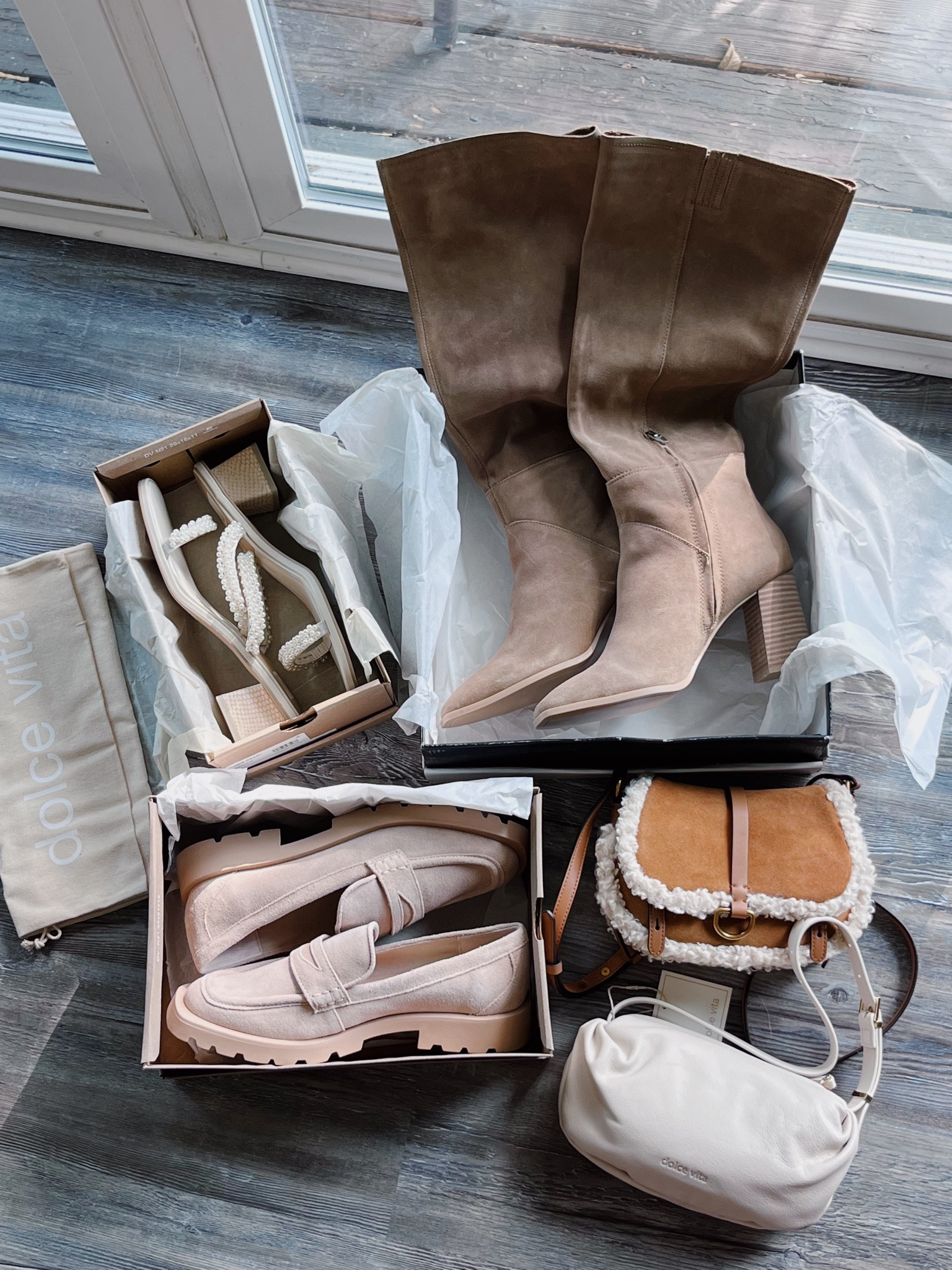 NEW FALL PIECES FROM DOLCE VITA🧡🍂👻

#LTKitbag #LTKSeasonal #LTKshoecrush