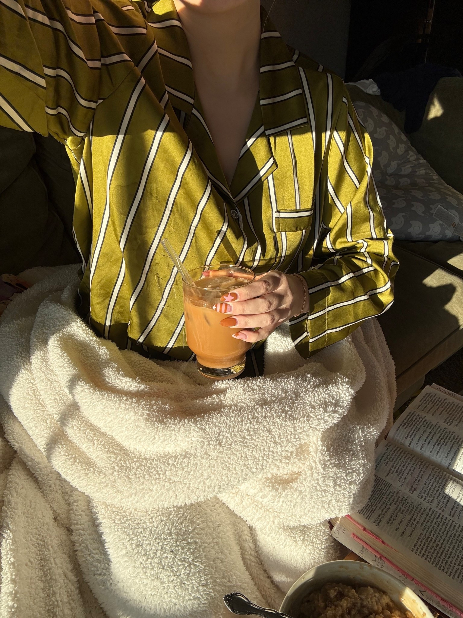 couldn’t find exact pjs- close options and super cute patterns ! 

#LTKgrwm #LTKmorningroutine #LTKmomlife