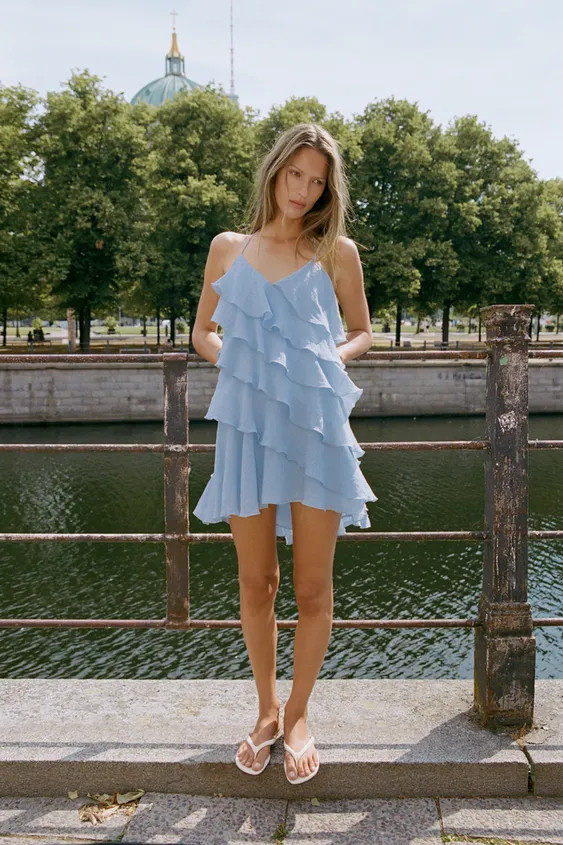 Dress with ruffles, V-neckline, and spaghetti straps. Open back. Lined. | Zara US