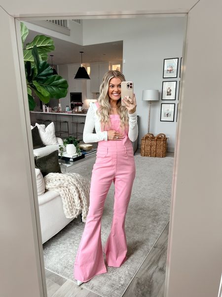 sharing some cute outfit inspo for any valentine’s or galentine’s date night plans you might have! wearing a size small in both - code: JESSCRUM for 20% off 

#LTKstyletip #LTKSeasonal #LTKsalealert