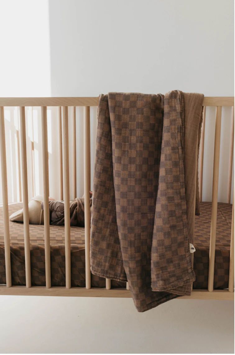 Faded Brown Checker | Reversible Muslin Quilt | Forever French