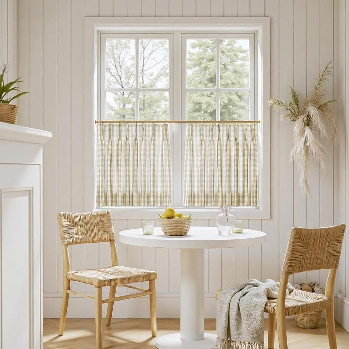 TWOPAGES Pinch Pleat Cafe Curtains 24 Inch Long Buffalo Plaid Light Filtering Farmhouse Half Wind... | Amazon (US)