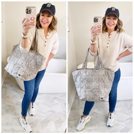 Mmkay! I’ve been doing some online shopping!!! 

💗Made a haul at Lulu! This quilted tote bag is so amazing the print is just so perfect, not too much! Lots of pockets on the inside! You would not be disappointed! Free shipping

Xo, Brooke

#LTKSeasonal #LTKsalealert #LTKstyletip
