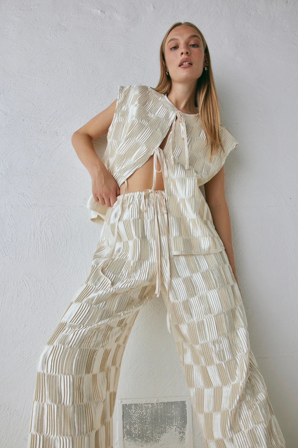 Enni Pants Cream | VRG Grl