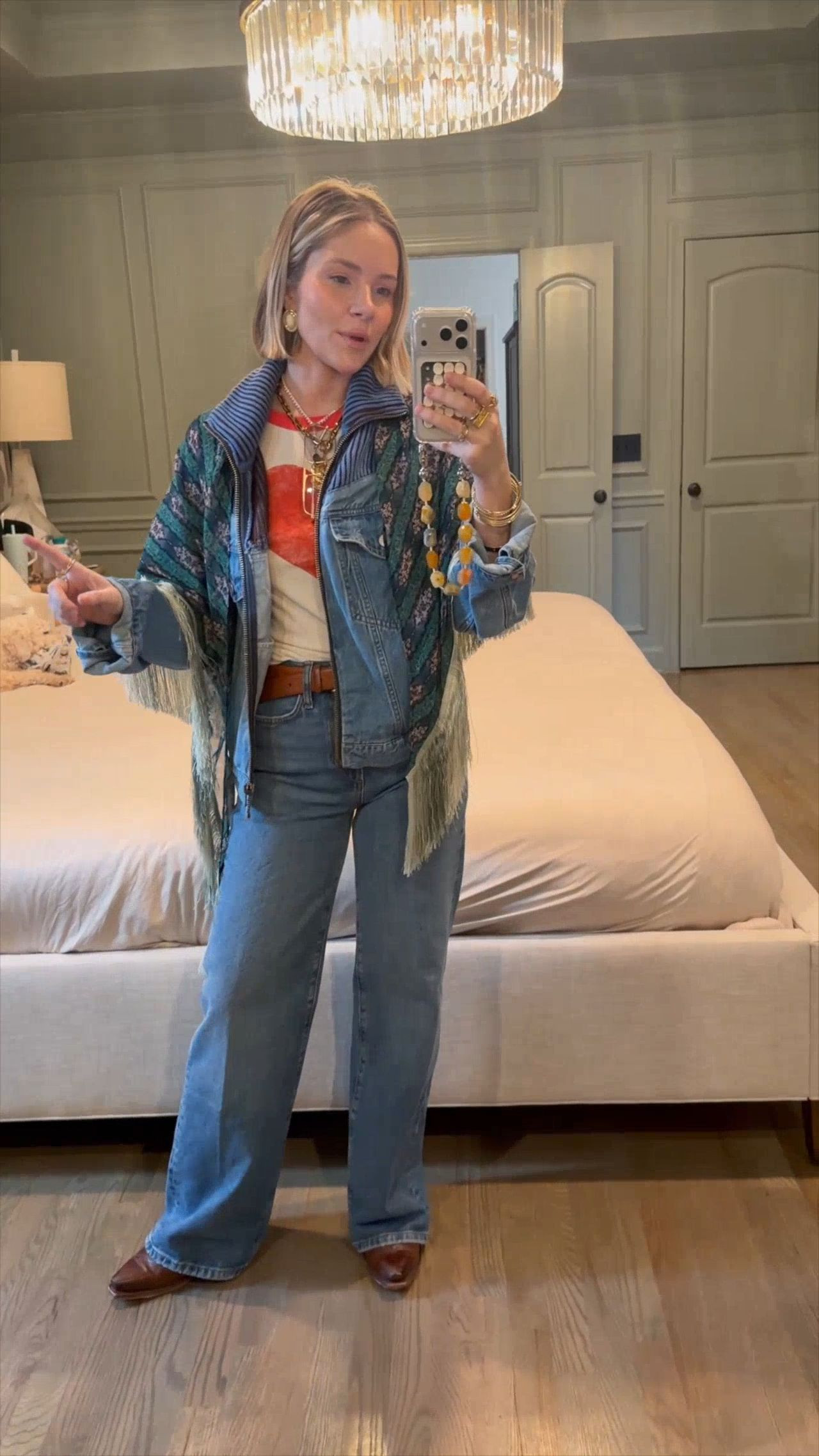 Full look from @anthropologie - loving the subtle valentine's day touch from the graphic tee! 

 #anthropartner #LTKgrwm #LTKootd #LTKPetite