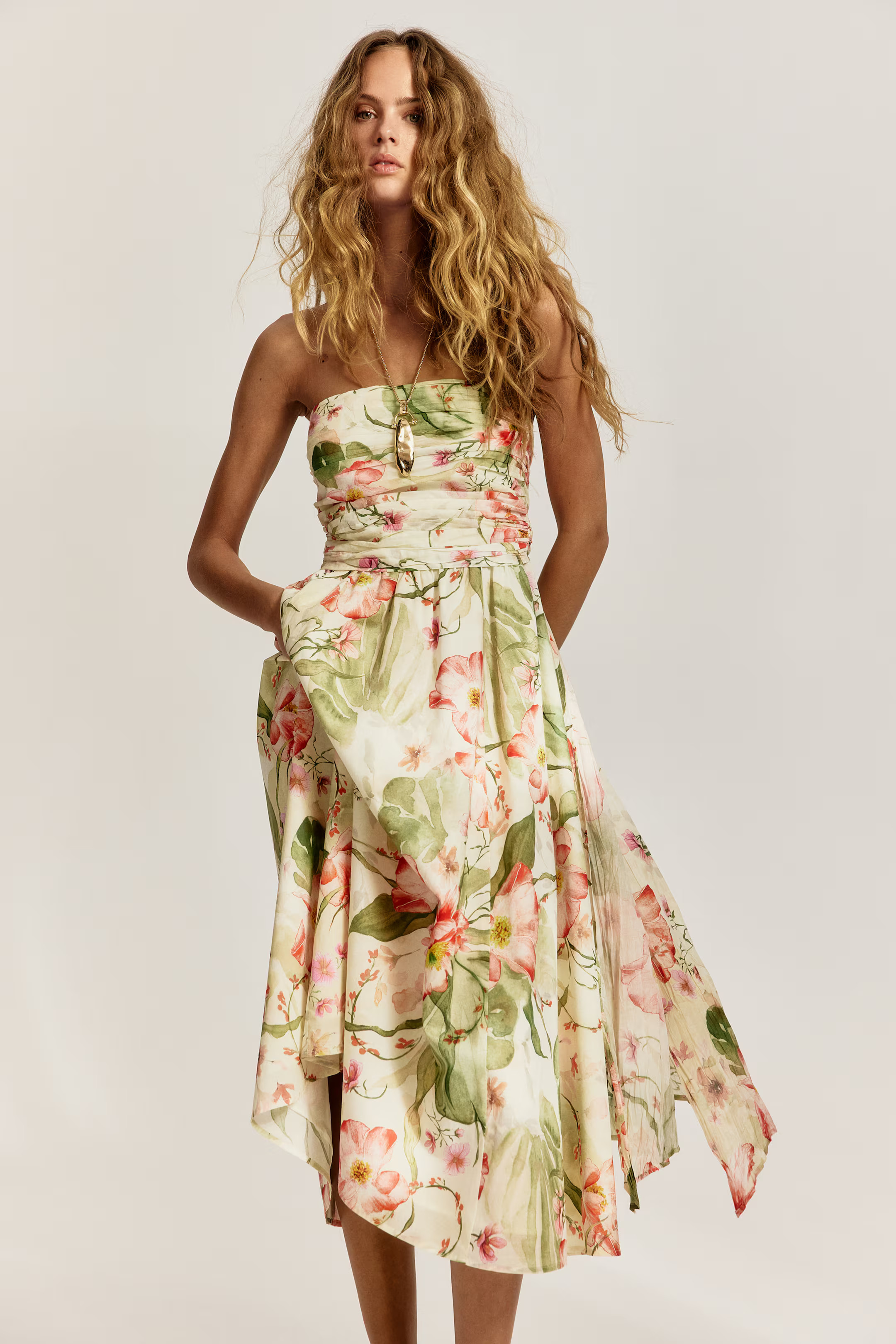 Tie-back bandeau dress | H&M (UK, MY, IN, SG, PH, TW, HK)