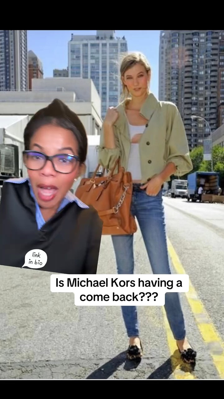Is @Michael Kors US having a come back? The popular Hamilton bag is back and trending all over social media. I love the classic lines and the calf hair bersipn is fabulpis