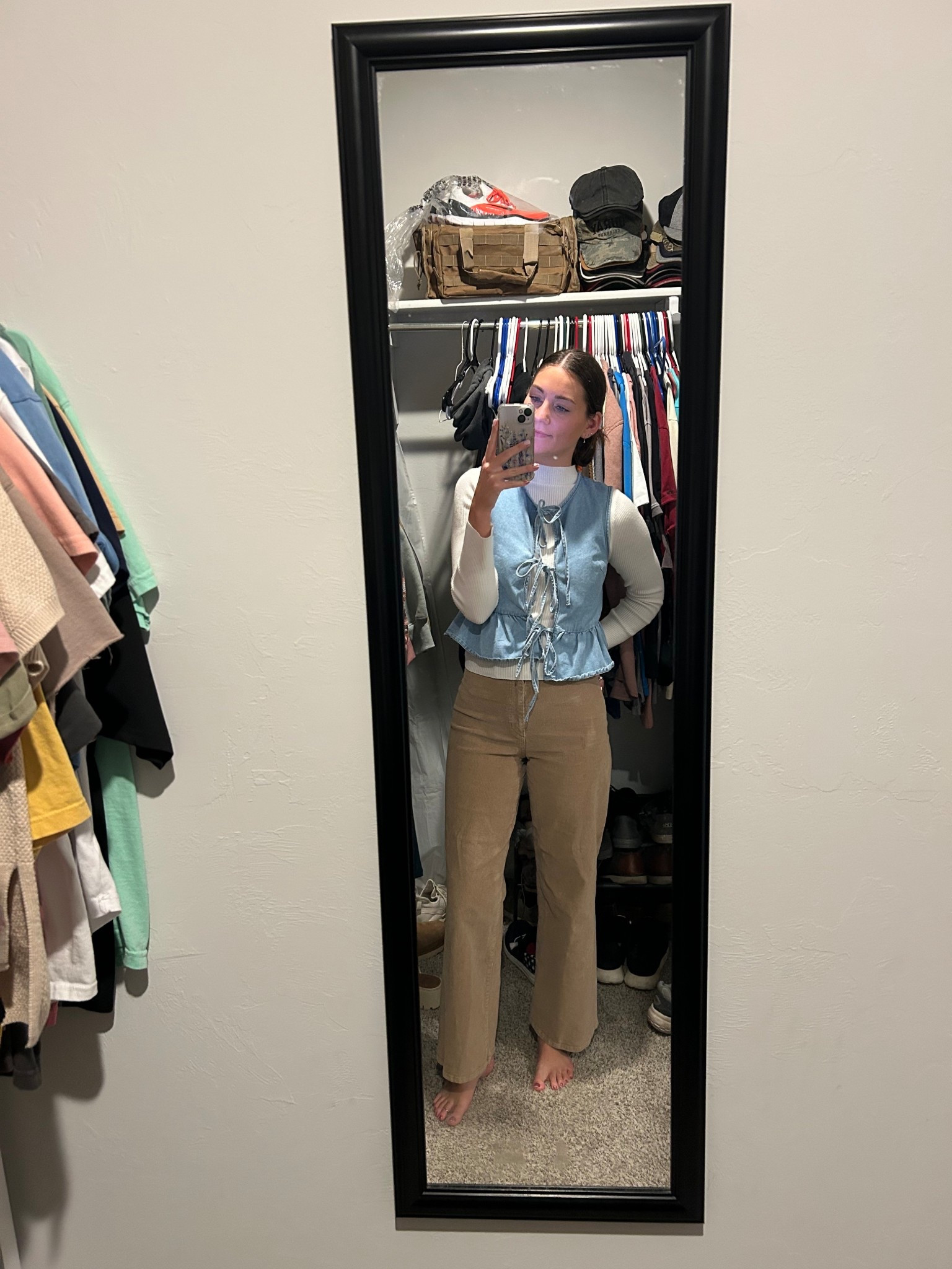 One of my favorite outfits right now 🤍

Wearing:
• Brown corduroy pants
• Denim tie-front top
• Casual everyday mom outfit

Perfect for:
fall outfit inspiration
mom style ideas
neutral outfit combinations
denim + corduroy outfits

This combo is cozy, chic, and easy to wear all day.

Mom outfit inspiration | corduroy pants outfit | denim tie top style | casual neutral outfit

Everything linked here.


#LTKTall #LTKootd #LTKmomlife