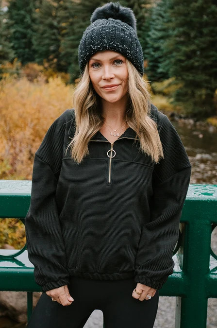 Vail Village Quarter Zip | Amaryllis Apparel