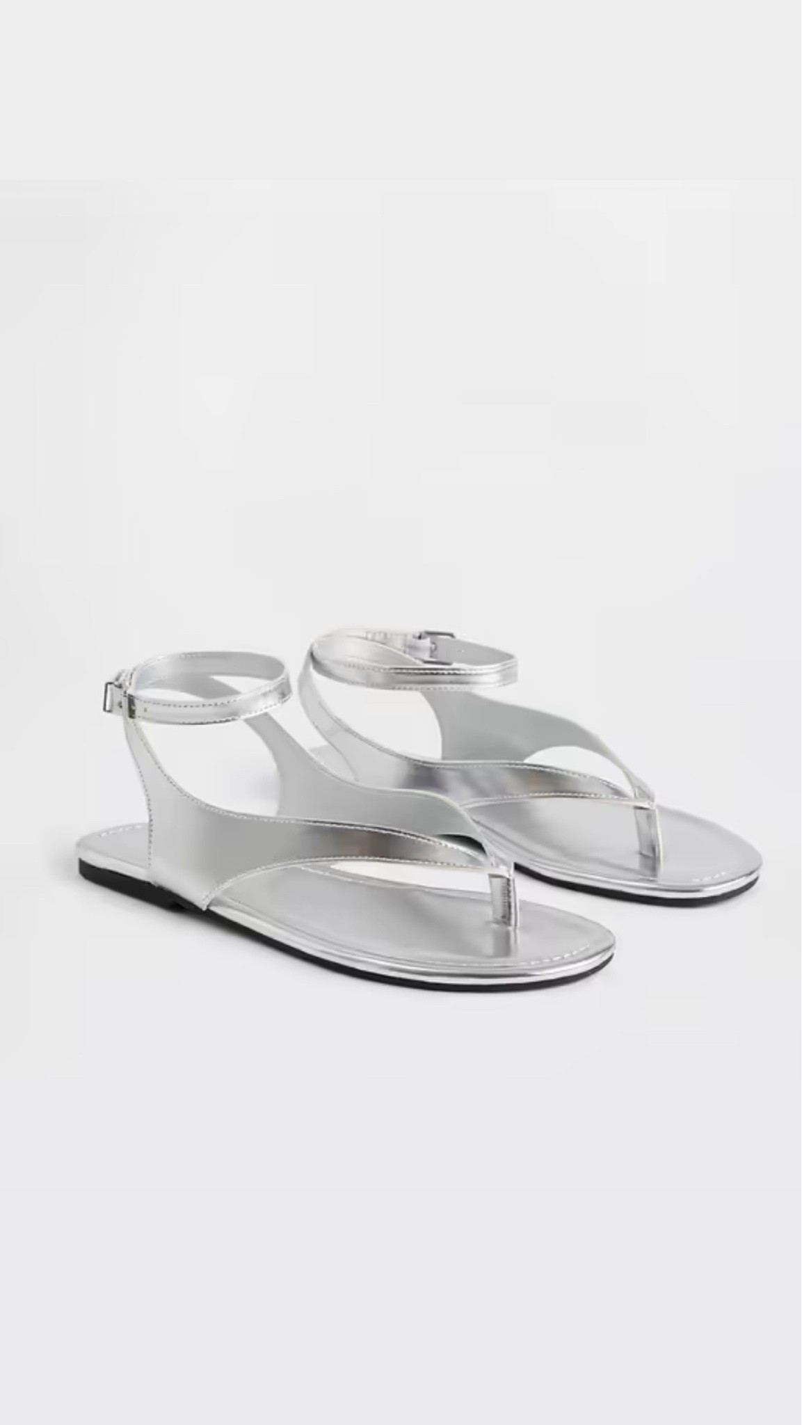 Just ordered! On sale for $20✨


Sandals. Flat sandals. Metallic. Silver. Summer shoes. Gap. Gap finds. Summer must haves.

#LTKSaleAlert