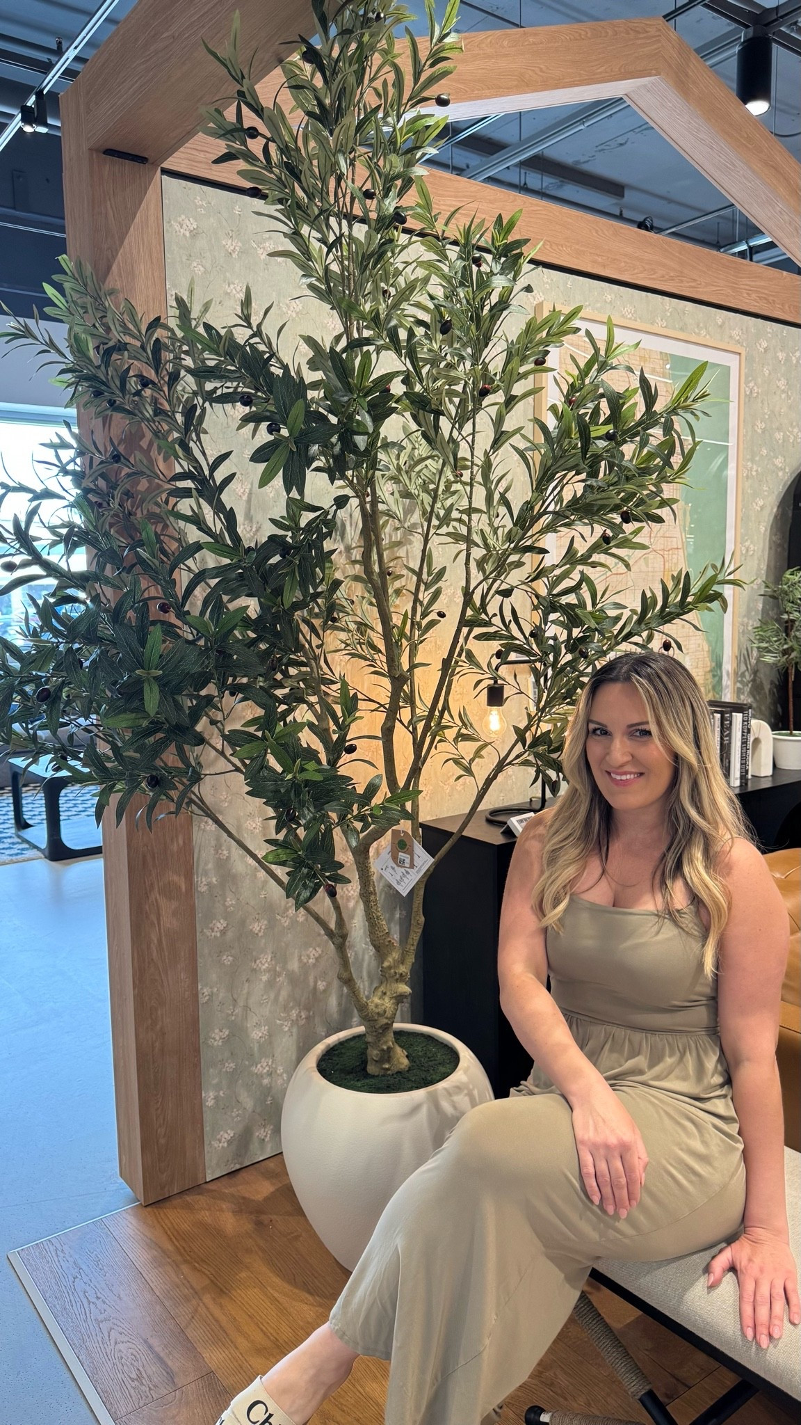 Hanging out at the @Wayfair store today and I found this huge faux olive tree in pot. I have the ficus version at home and the olive is just as pretty

#LTKHome #LTKSaleAlert