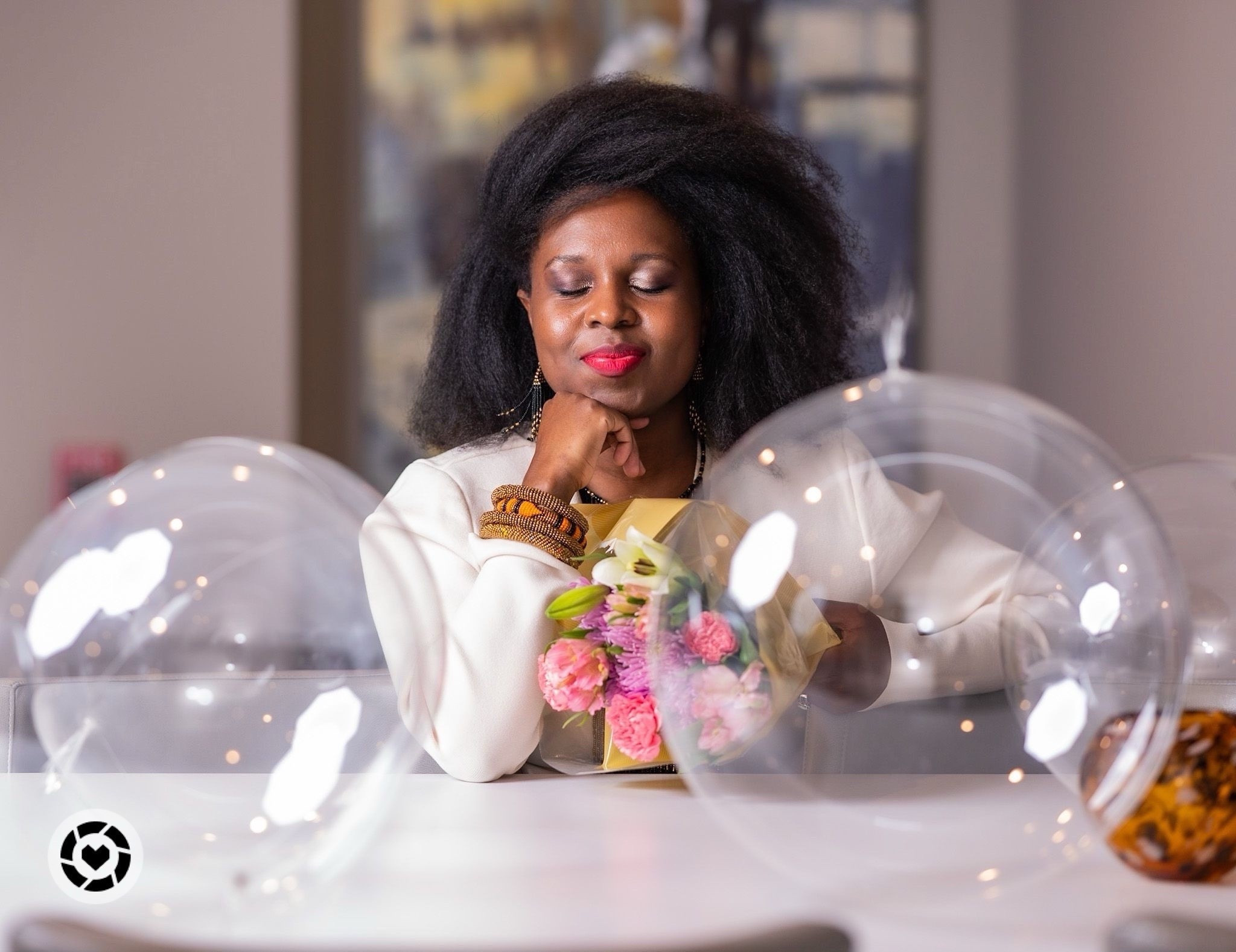 Secretsofyve: linking hair styling tools and I’ve been buying myself flowers 💐 since I was 18. Here are some of my favorite bouquets! 
Pick some as gifts 🎁 . @urbanstems
#Secretsofyve #ltkgiftguide
Always humbled & thankful to have you here.. 
CEO: PATESI Global & PATESIfoundation.org
@secretsofyve : where beautiful meets practical, comfy meets style, affordable meets glam with a splash of splurge every now and then. I do LOVE a good sale and combining codes! #ltkstyletip #ltkcyberweek #ltkholiday #ltksalealert #ltkfamily #ltku #ltkfindsunder100 #ltkfindsunder50 #ltkparties secretsofyve

#LTKSeasonal #LTKHome #LTKBeauty