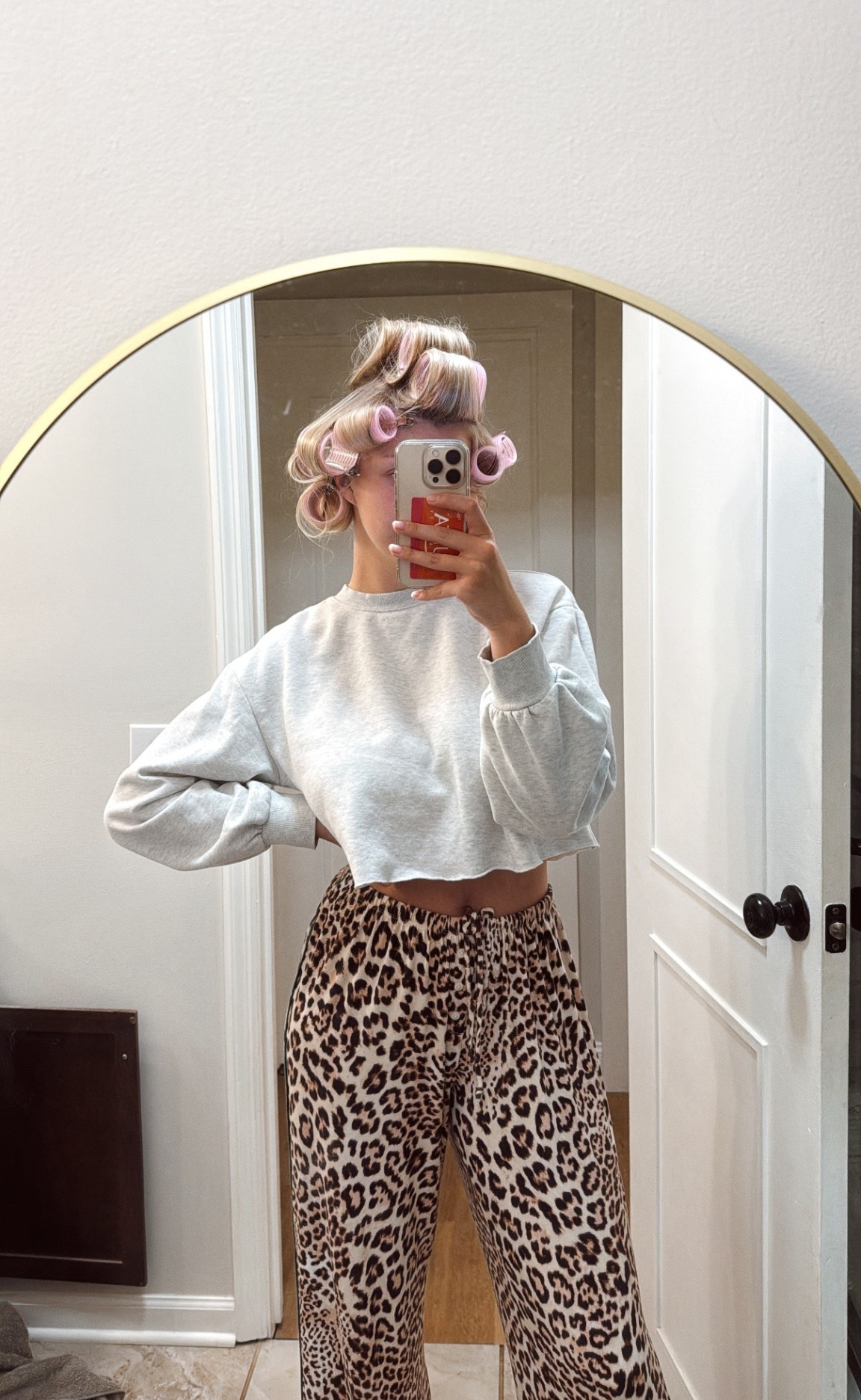 get ready w me 

these aerie pj pants are my favorites✨

#LTKootd #LTKdayinmylife #LTKgrwm