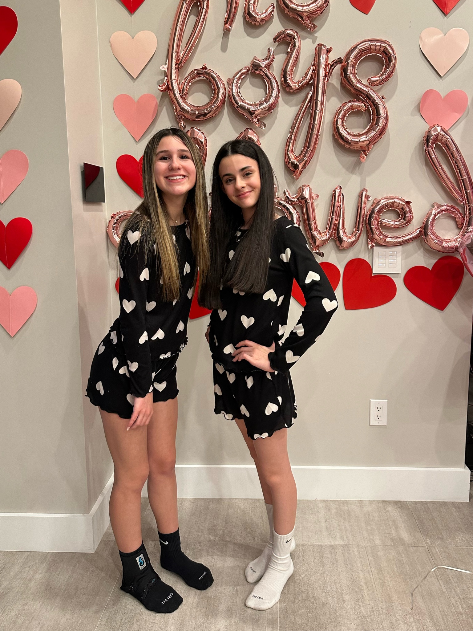 Ava’s Galentines Jammie’s! 🖤







Valentine, Galentine, Pajamas, Valentines Day, Love, Girl, Girl Fashionn

#LTKSeasonal #LTKkids #LTKfamily