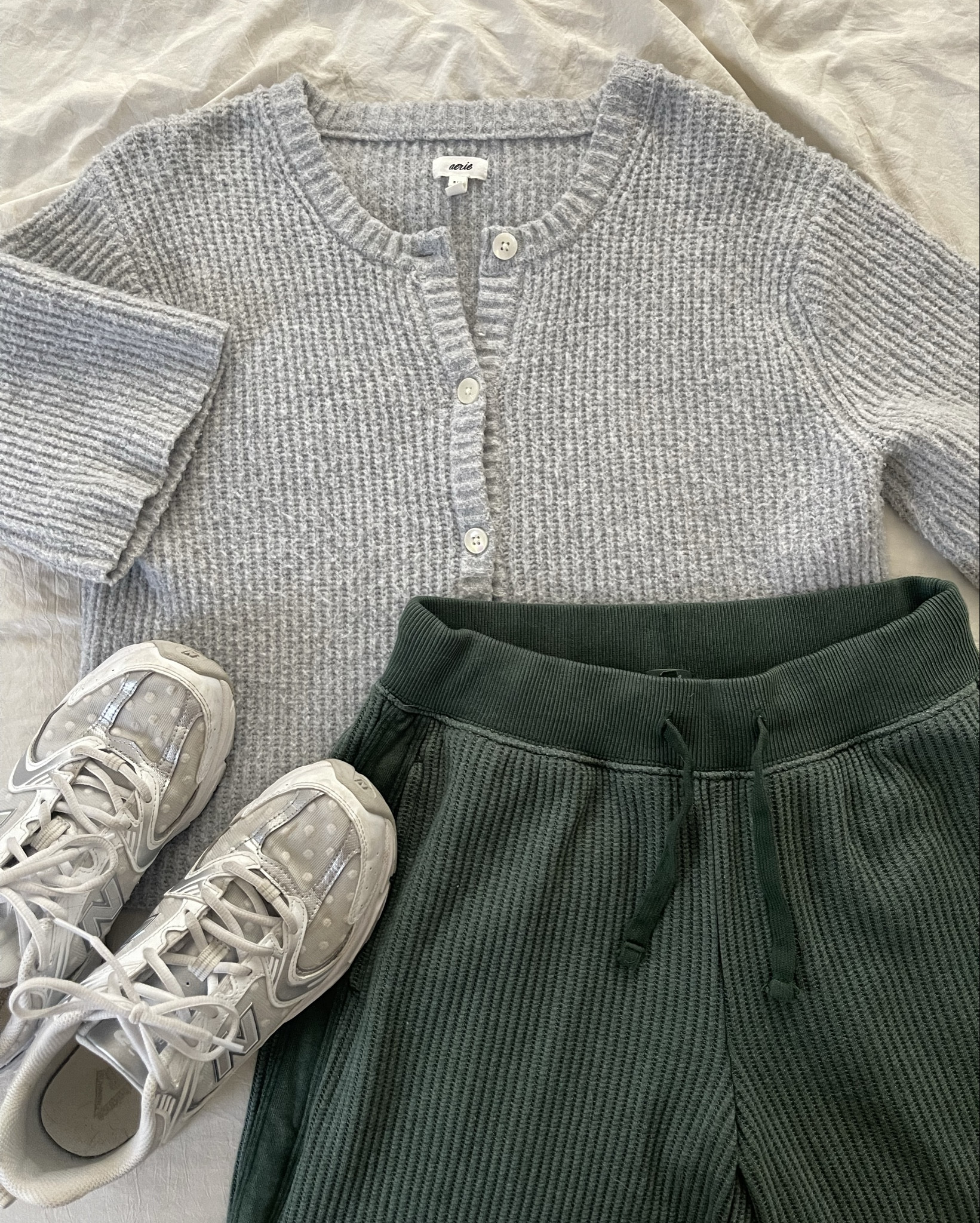 comfy + cute outfits i wore on a day off🧸🤍🌲

#LTKGiftGuide #LTKSeasonal #LTKHoliday