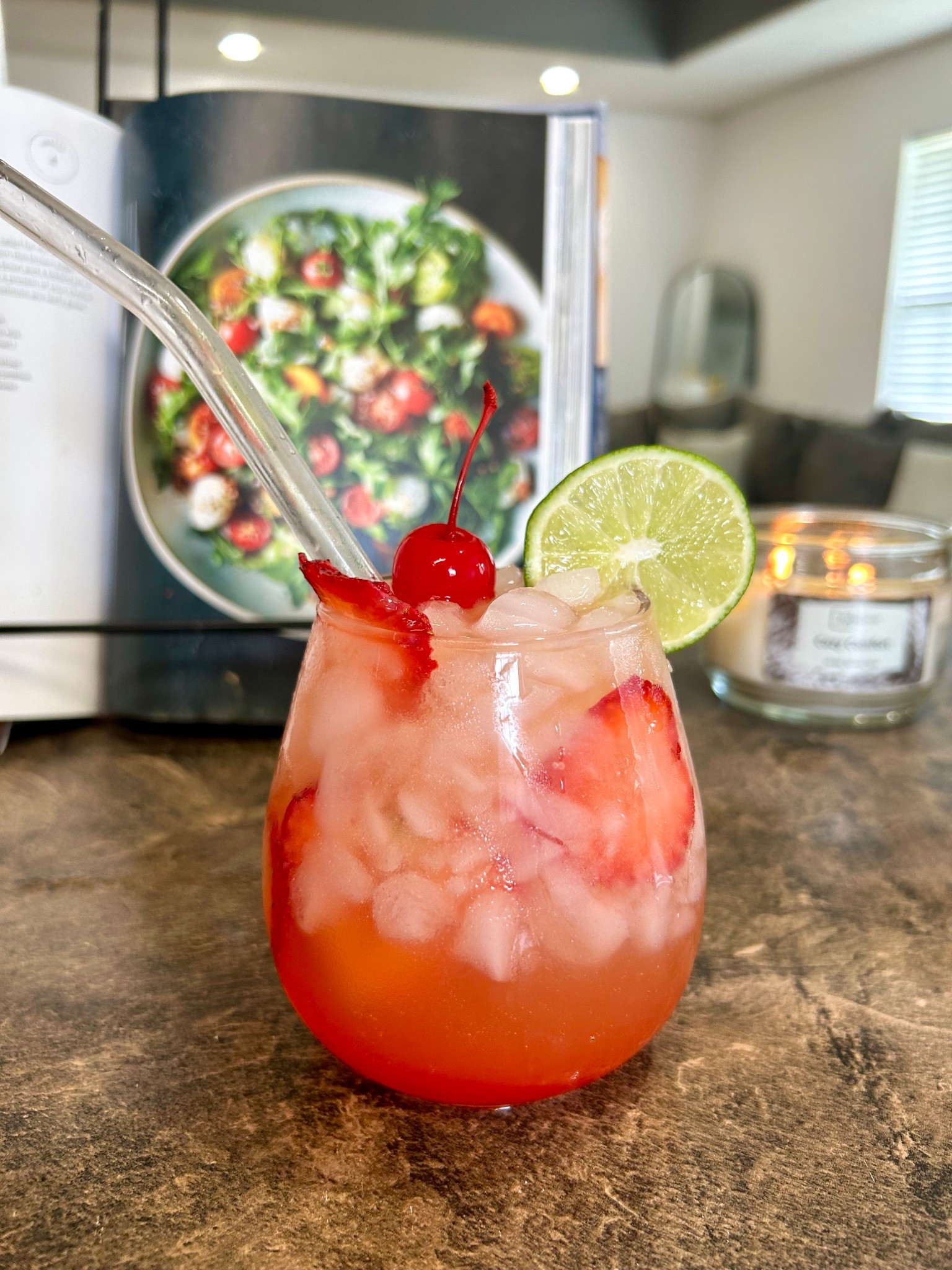 Strawberry Sprite 🍹

#LTKWatchNow #LTKFindsUnder50 #LTKU