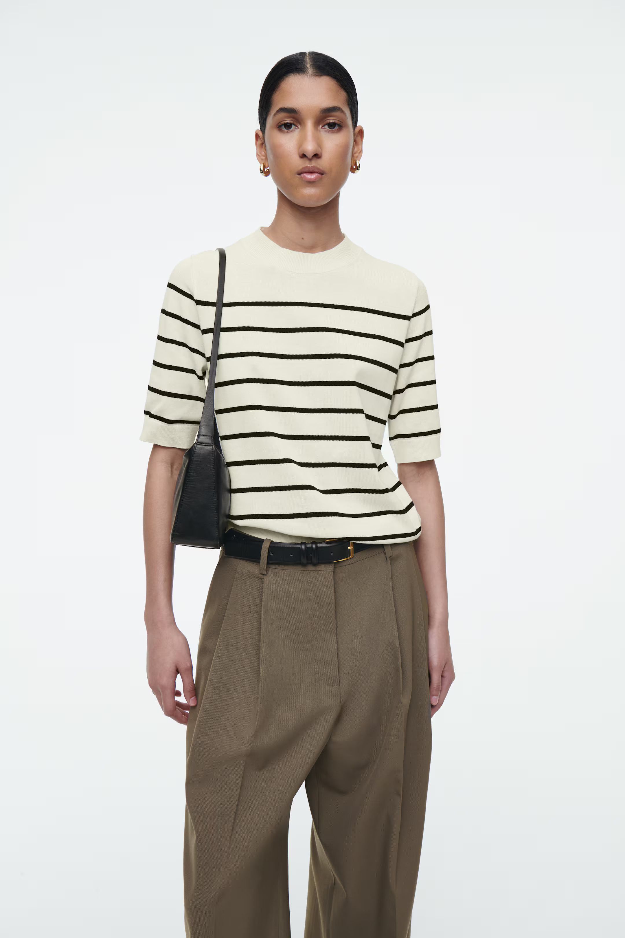 SHORT-SLEEVE KNITTED T-SHIRT | H&M (UK, MY, IN, SG, PH, TW, HK)