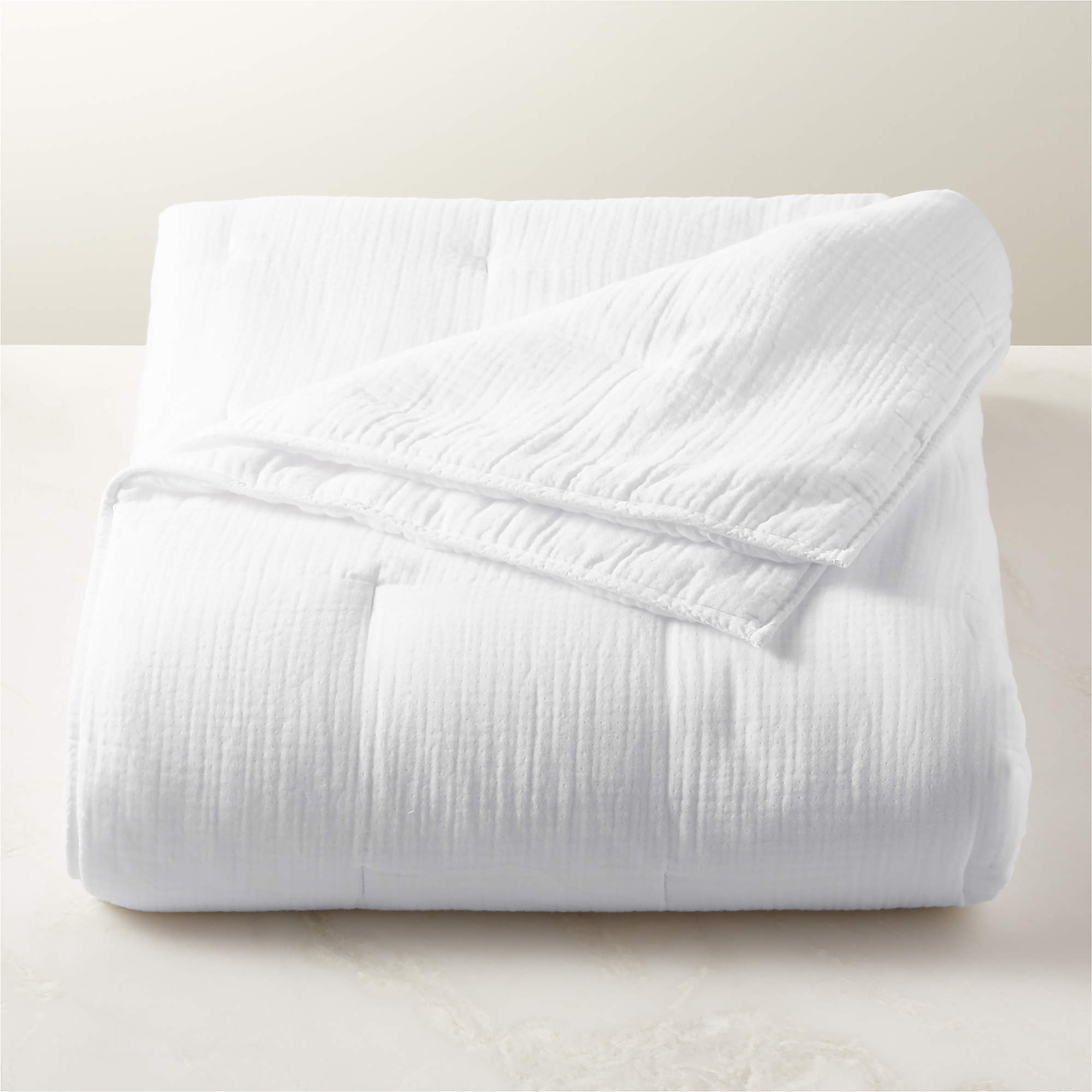 Alto Modern King White Organic Cotton Gauze Quilt + Reviews | CB2 | CB2